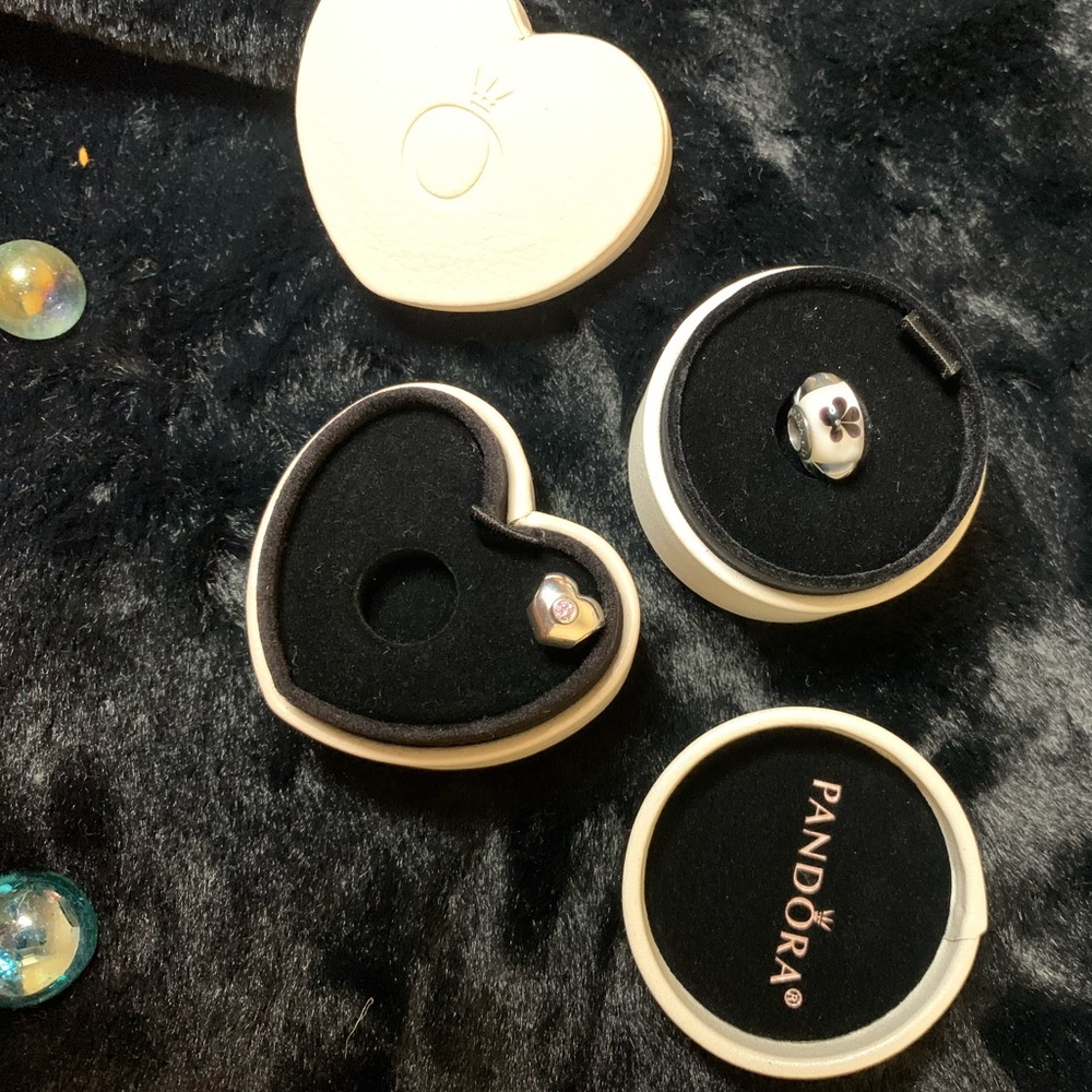 💥Everything Pictured💥Pandora Muranos&Heart set